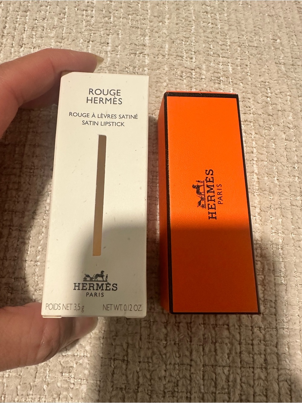 Hermes Rouge Hermès Satin
Lipstick - rose epice 21